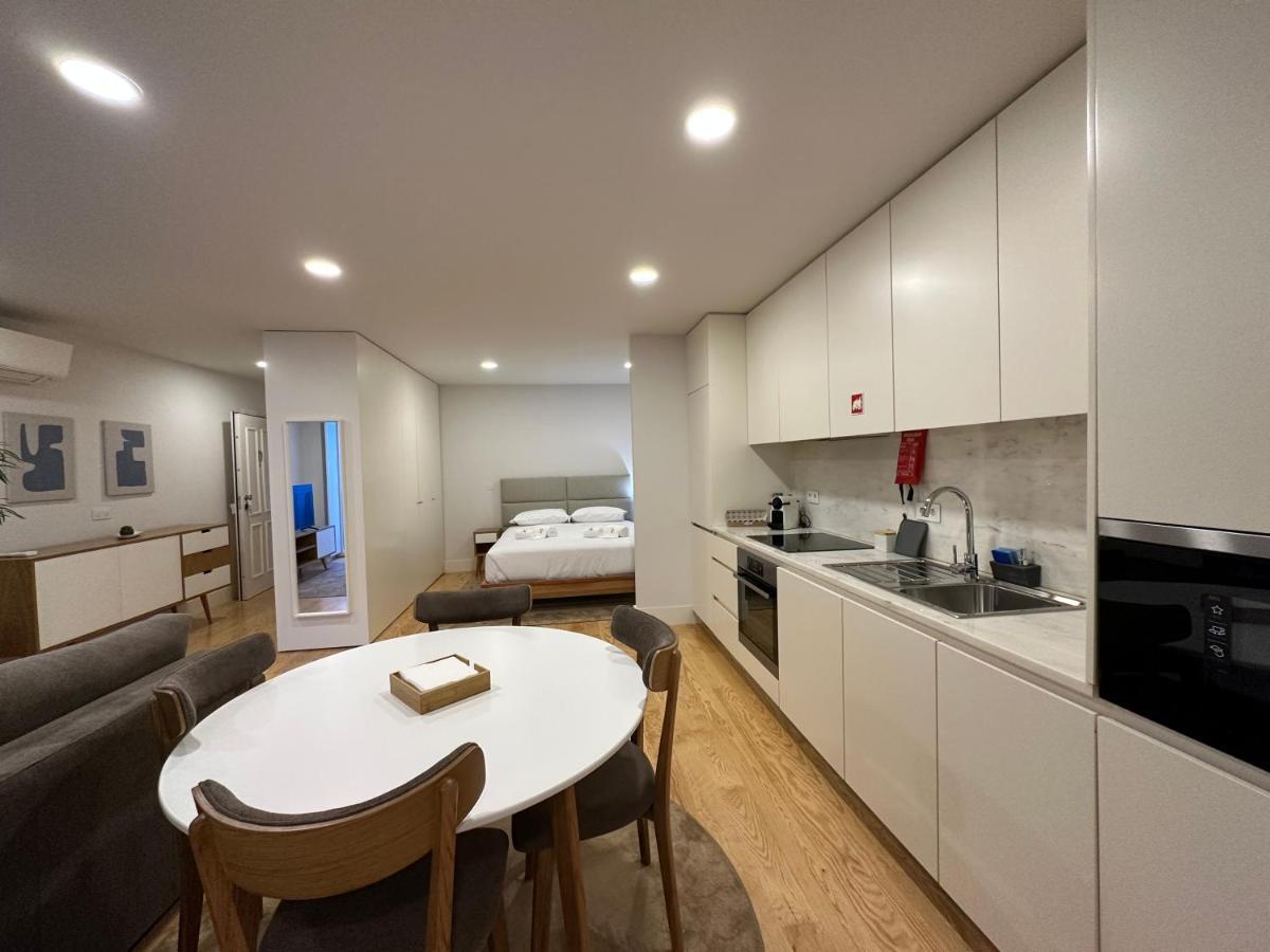 Sm Apartments OOporto Esterno foto